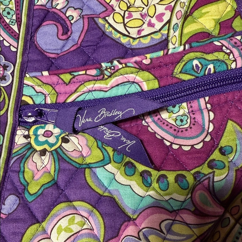 Vera Bradley Vibrant Purple Paisley tote w/matching coin purse. EC - Picture 4 of 12